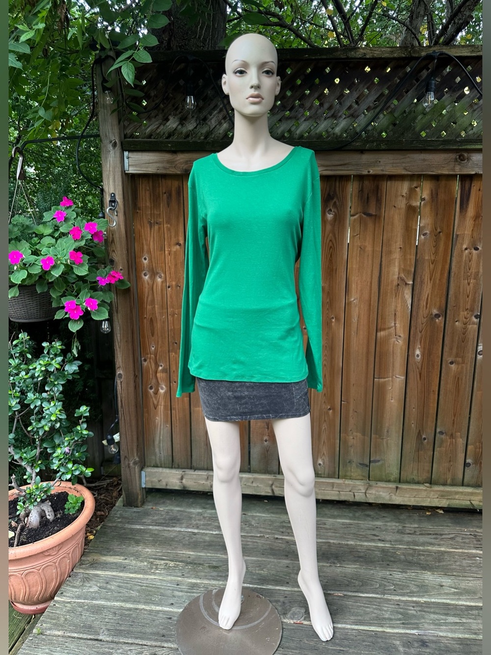 United Colors Of Benetton Bright Green Long Sleeve Crewneck Top